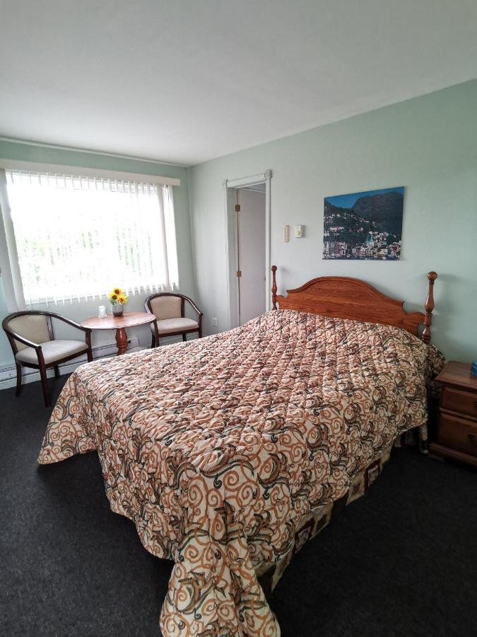 Motel Sainte Catherine Екстер'єр фото
