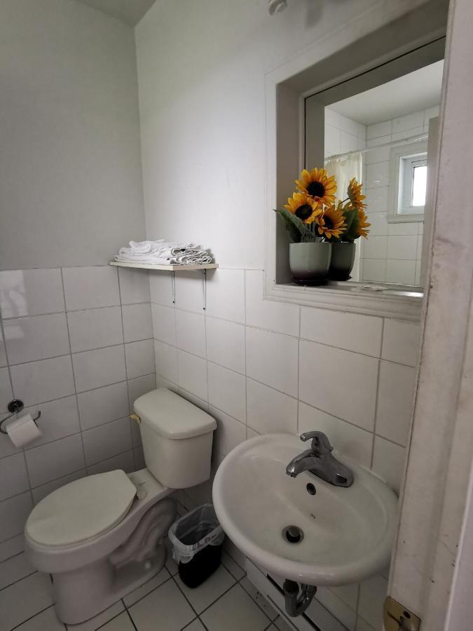 Motel Sainte Catherine Екстер'єр фото
