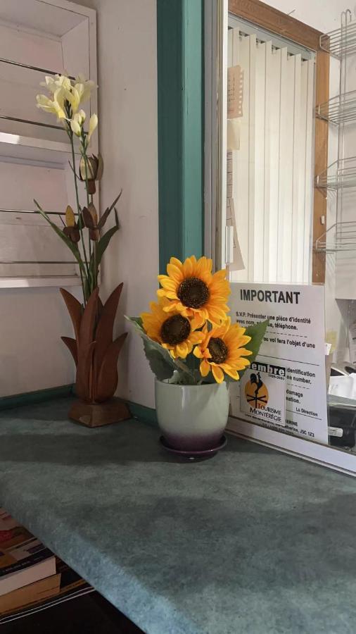 Motel Sainte Catherine Екстер'єр фото