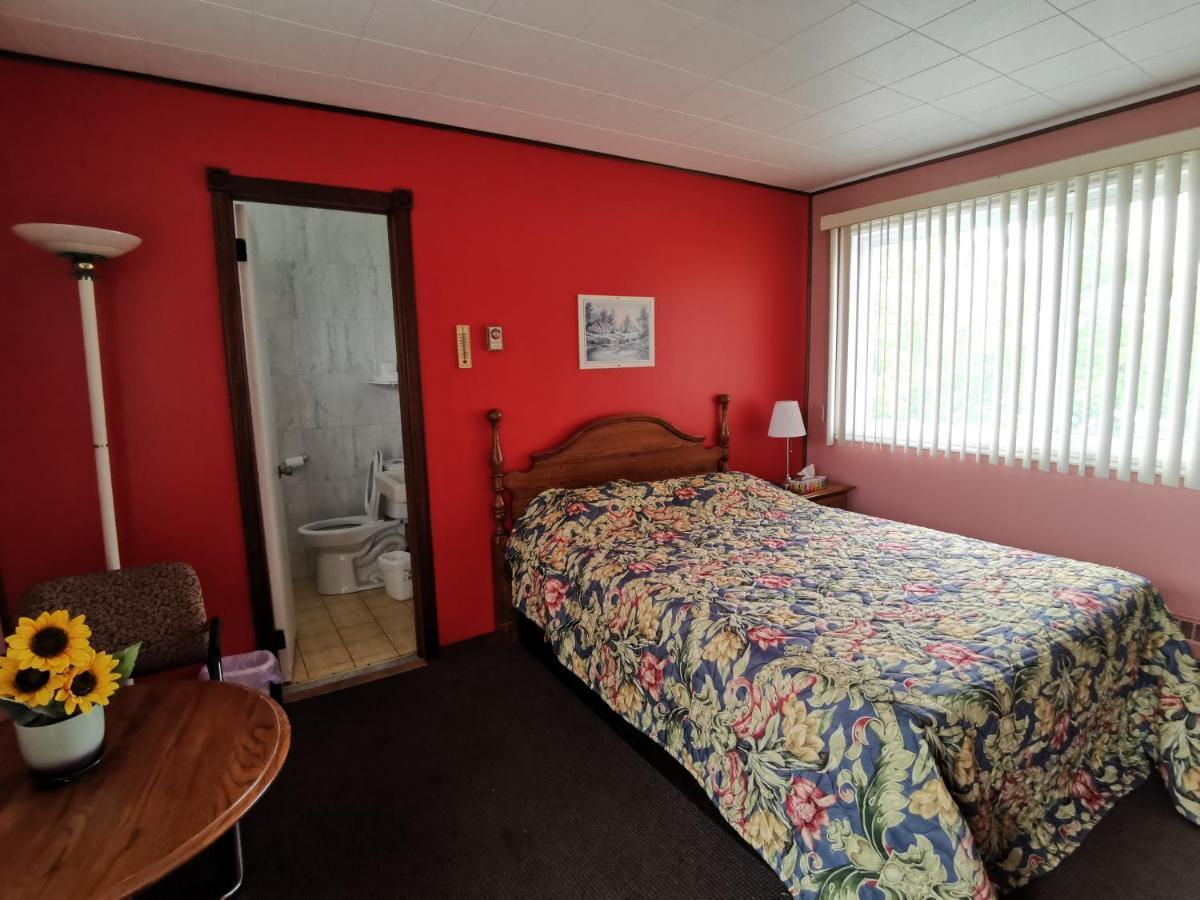 Motel Sainte Catherine Екстер'єр фото