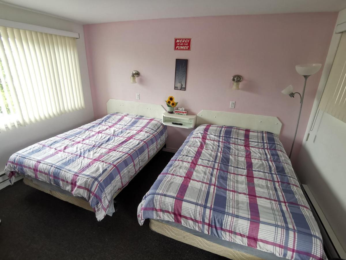 Motel Sainte Catherine Екстер'єр фото