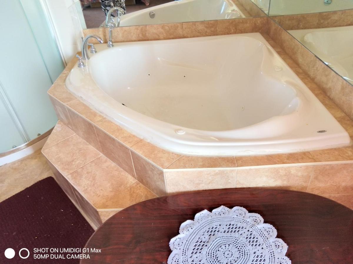 Motel Sainte Catherine Екстер'єр фото