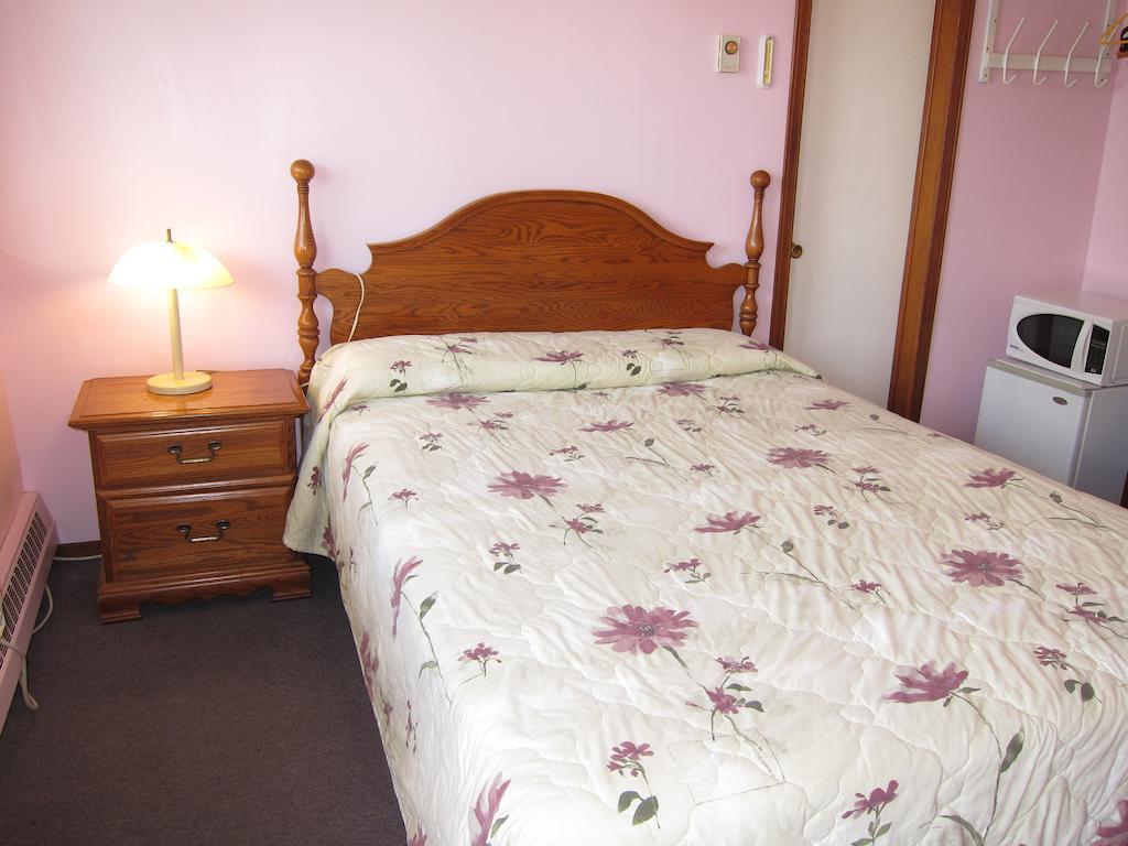 Motel Sainte Catherine Екстер'єр фото